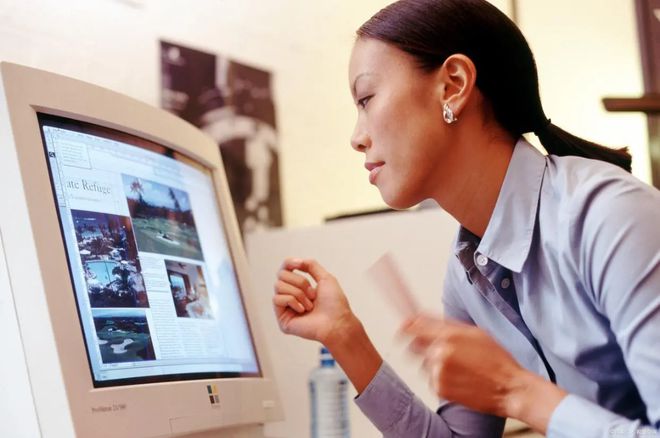 如何考取广告设计师证？是否有用呢？(图1)