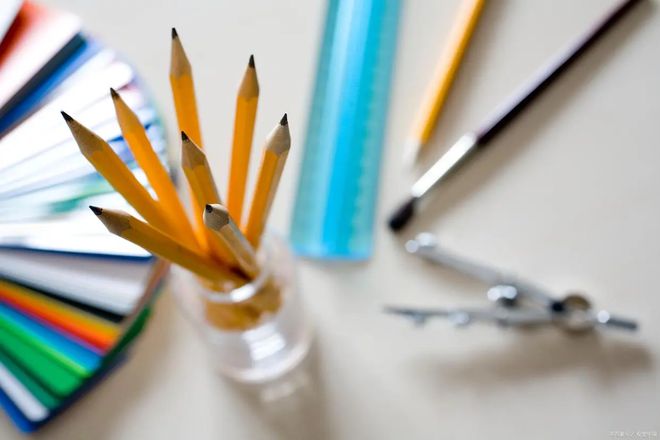 如何考取广告设计师证？是否有用呢？(图2)