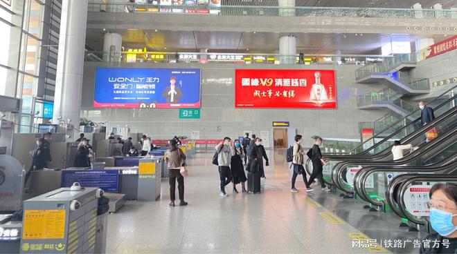 2024年莆田站广告多少钱？出站通道口广告月度季度年度方案(图1)