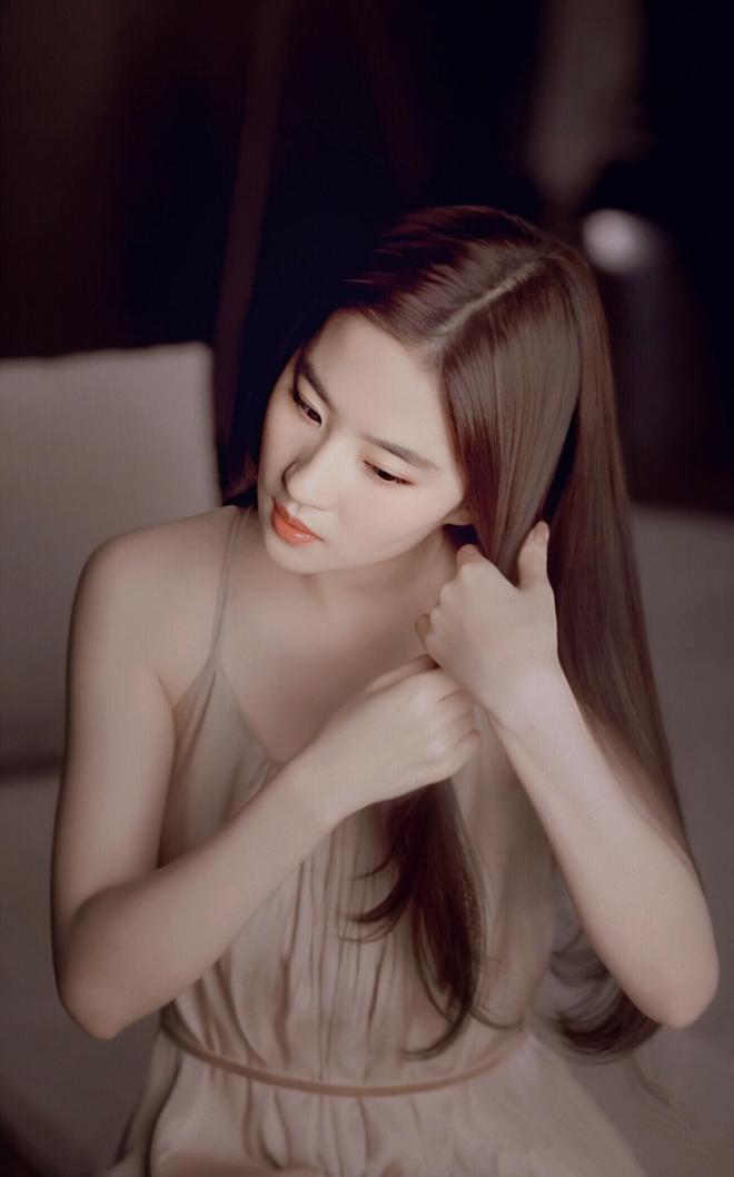刘亦菲12年前广告照被疯传素的不能再素才知道啥叫纯天然美女(图4)