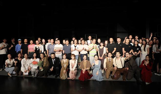 再现经典！武汉设计工程学院2024届表演专业毕业大戏精彩上演(图1)