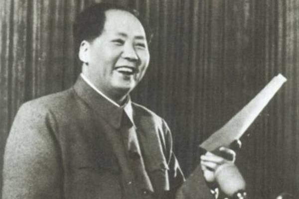 1958年毛主席品尝臭豆腐后随口点评一番如今已成经典的广告语(图3)