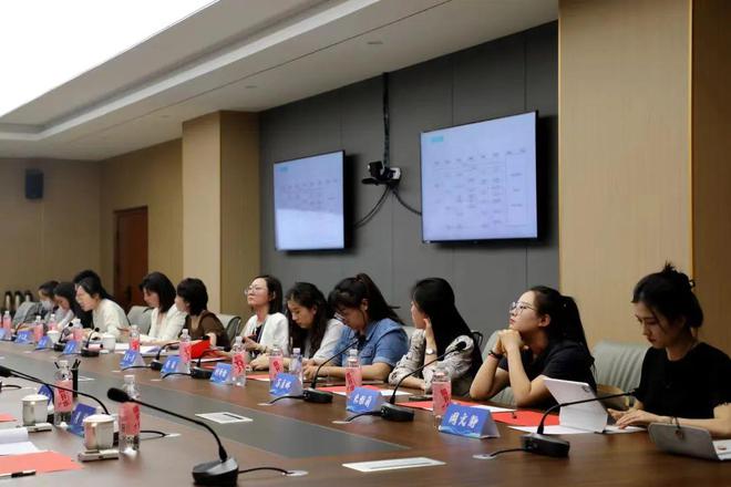 银科院传媒学院现代传媒研究院高质量发展学术研讨会顺利举办(图5)