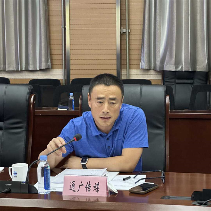引导规范有序设置促进城市经济发展济南市广告牌匾精细化管理专题圆桌对话会举行_泉城新闻_大众网(图5)