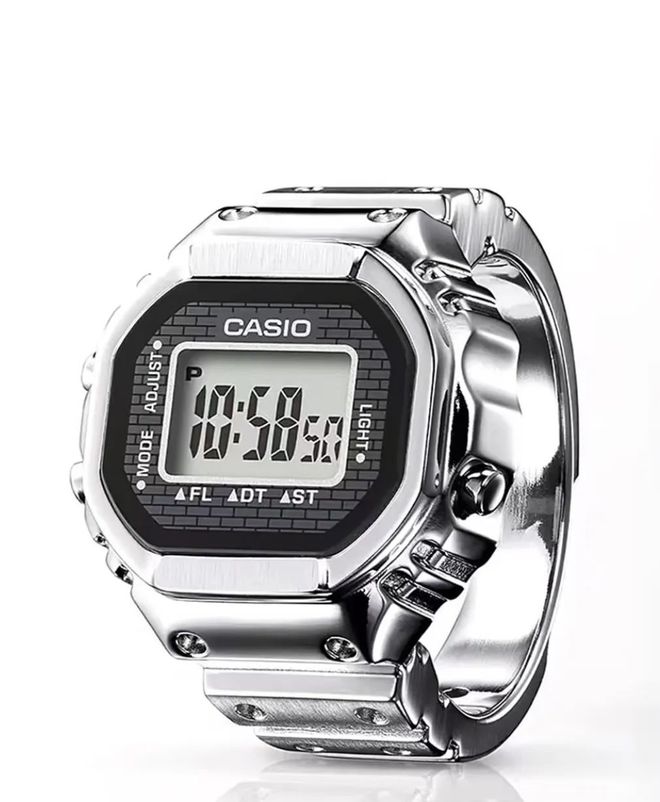 潘粤明用OPPO“追凶”百威啤酒举办潮咖集市一周案例(图2)