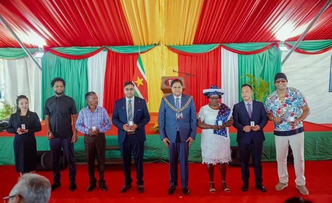 致信2025丨他们在遥远的加勒比通电送光明“孩子们脸上洋溢着灿烂的笑容”(图2)