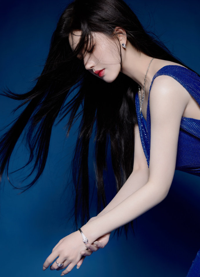 超碰人碰人(图1)