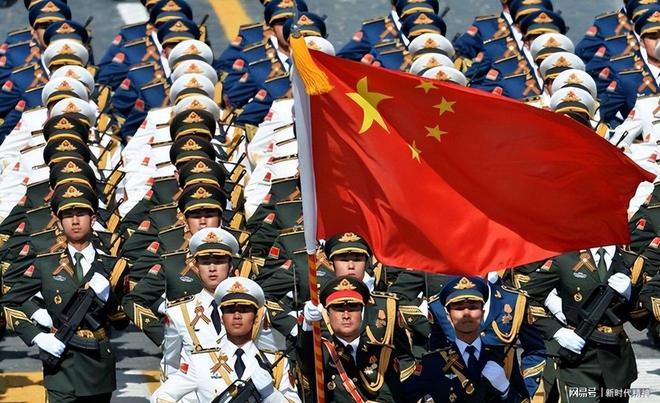 南京设计师因93阅兵言论不当工作或受影响(图2)