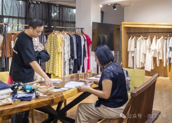 从虎门一间小档口到跻身国际市场的大品牌！她是怎么做到的？(图4)
