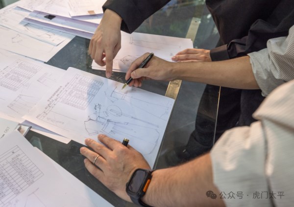 从虎门一间小档口到跻身国际市场的大品牌！她是怎么做到的？(图3)