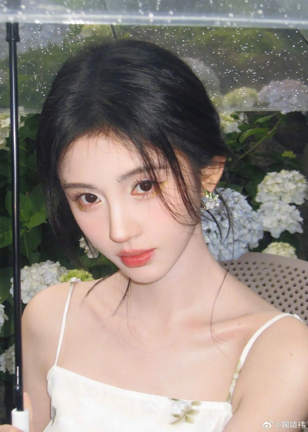 撕破脸！丝芭传媒“交底”：已向艺人鞠婧祎支付139亿元每月发25万元固定工资提供专职司机、奔驰房车和上海外滩高级公寓(图11)