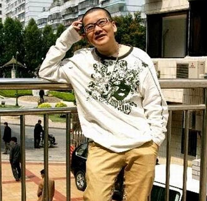 2005年宁夏女生做了“女变男”手术后经历三段感情今仍单身(图26)