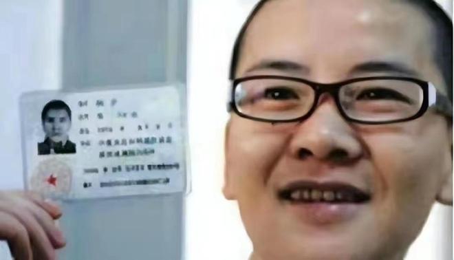 2005年宁夏女生做了“女变男”手术后经历三段感情今仍单身(图17)