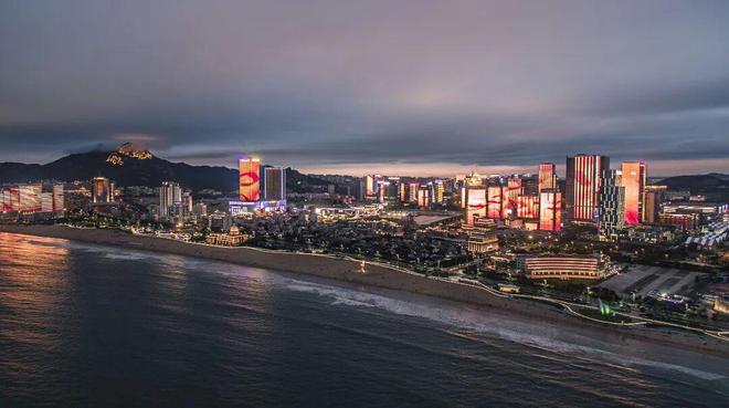 满级兑现！青岛这个现象级作品即将实景高分呈现！(图1)